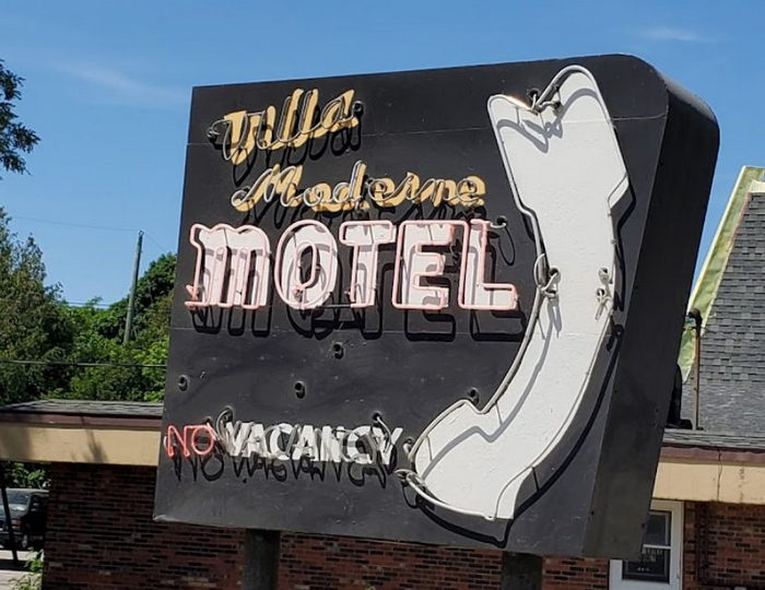 Villa Moderne Motel - From Web Listing (newer photo)